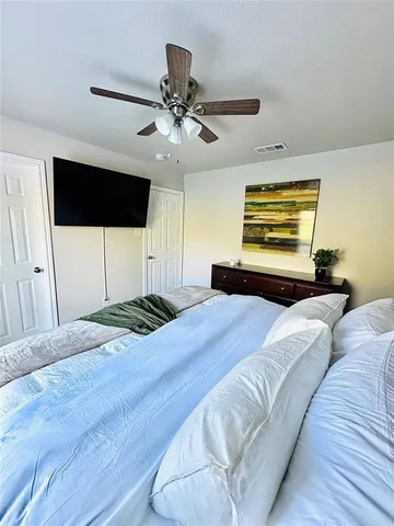 $4,000 | 2808 Sunset Strip Drive, Glenn Heights, TX 75154