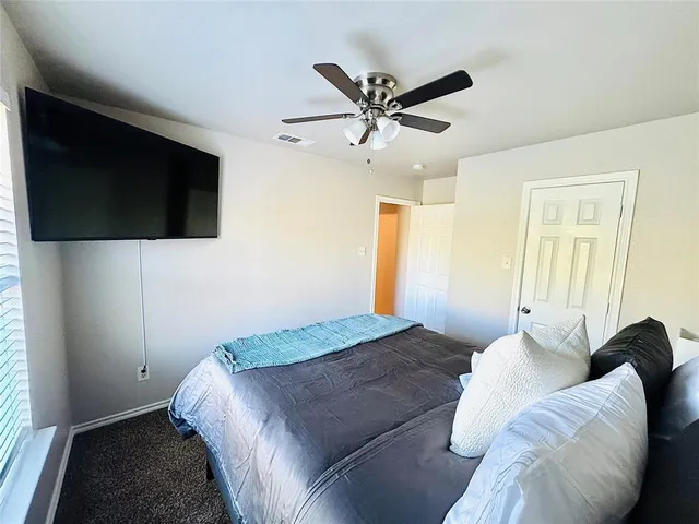 $4,000 | 2808 Sunset Strip Drive, Glenn Heights, TX 75154