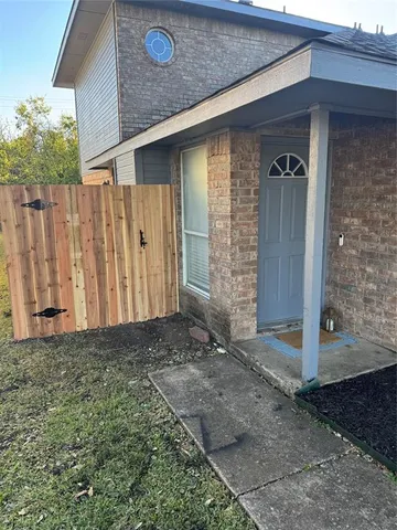 $4,000 | 2808 Sunset Strip Drive, Glenn Heights, TX 75154