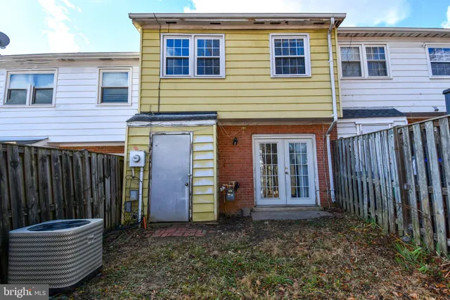 $339,000 | 14623 Bakersfield Street, Woodbridge, VA 22193