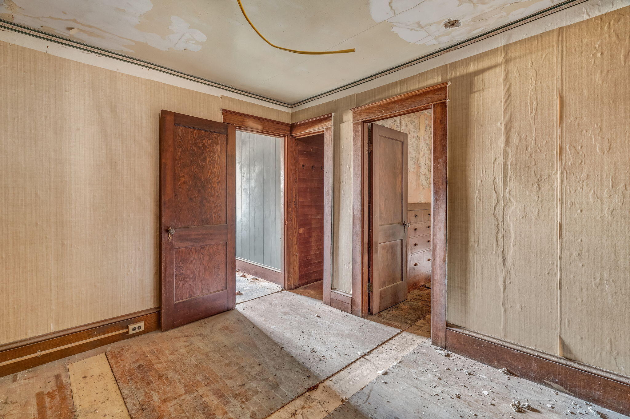 346-348 Main Street Bingham, ME 04920 - Photo 34 of 62 2nd Floor Apartment Unit 1