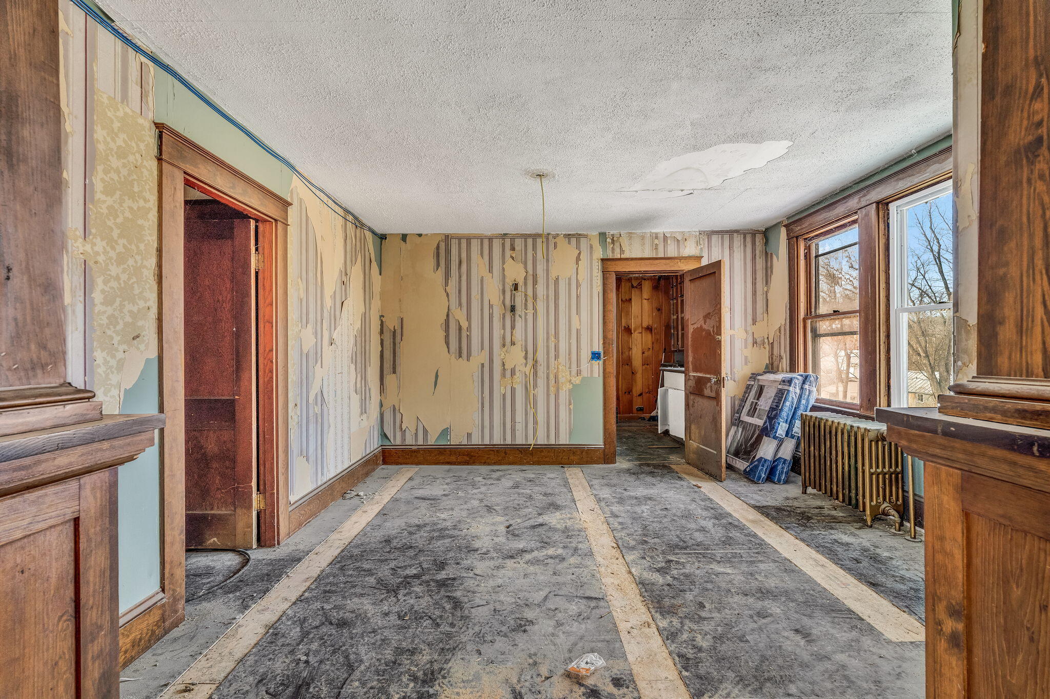 346-348 Main Street Bingham, ME 04920 - Photo 41 of 62 2nd Floor Apartment Unit 1