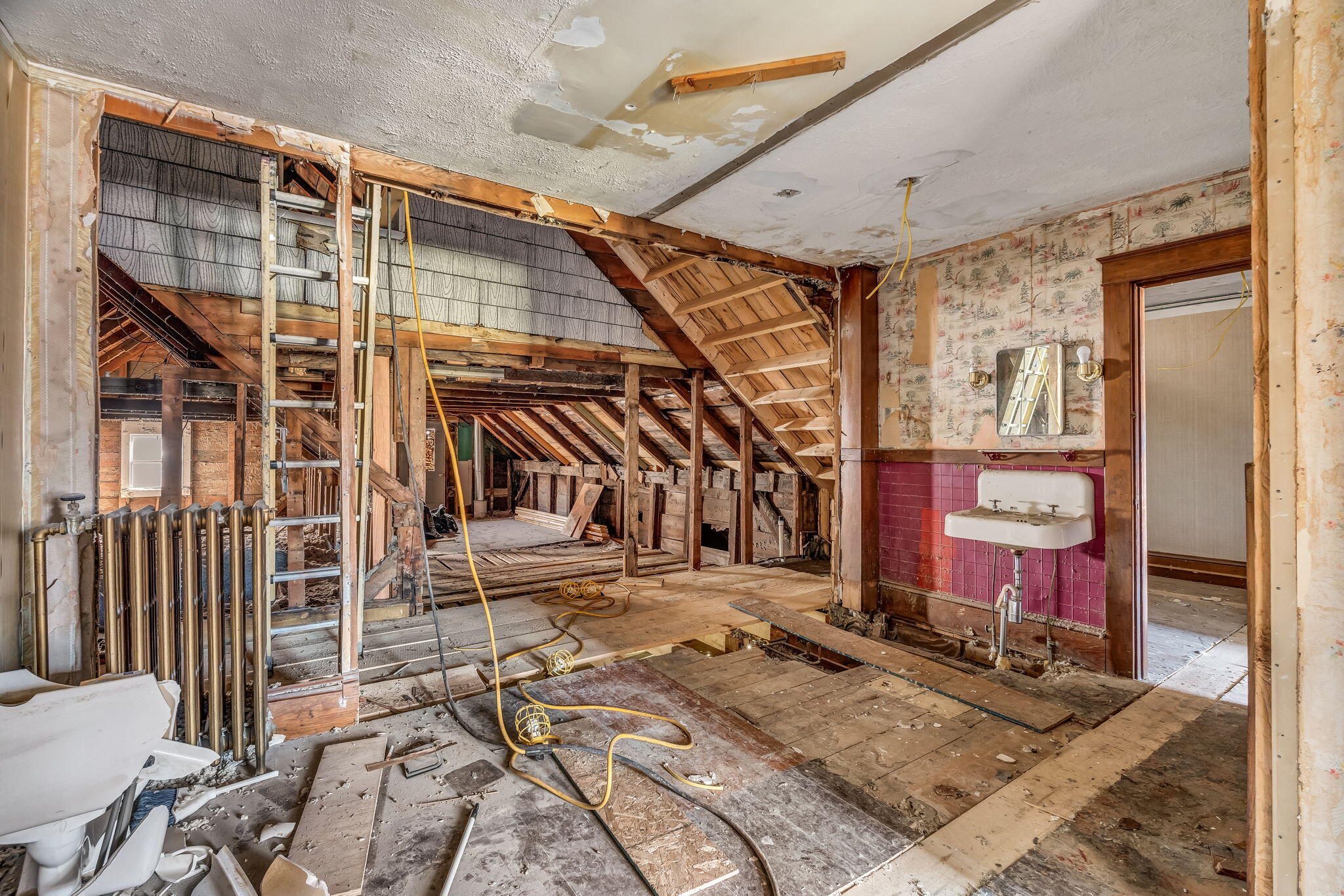 346-348 Main Street Bingham, ME 04920 - Photo 42 of 62 2nd Floor Apartment Unit 1