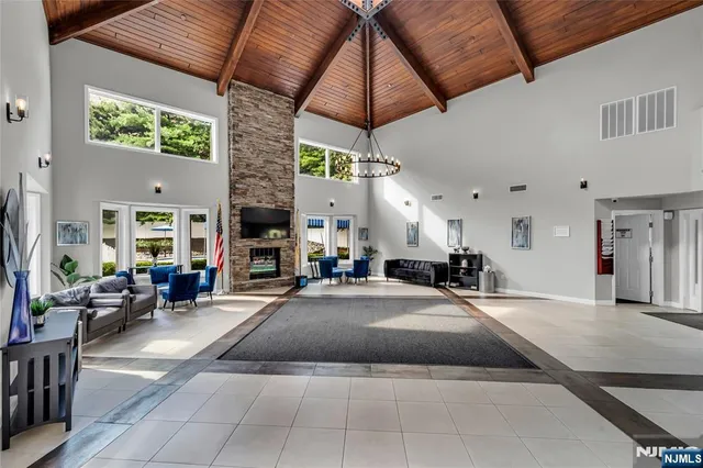 $799,000 | 309 Hancock Court, Unit M309, Edgewater, NJ 07020