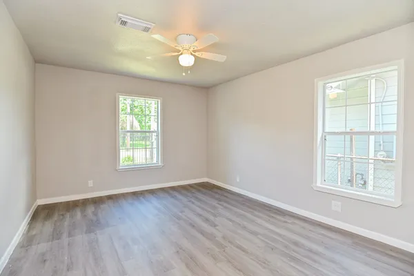 $285,000 | 4714 Nichols Street, Houston, TX 77020