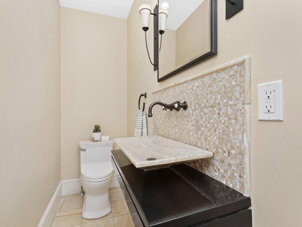 24 Windermere Road Newton, MA 02466 - Photo 11 of 25