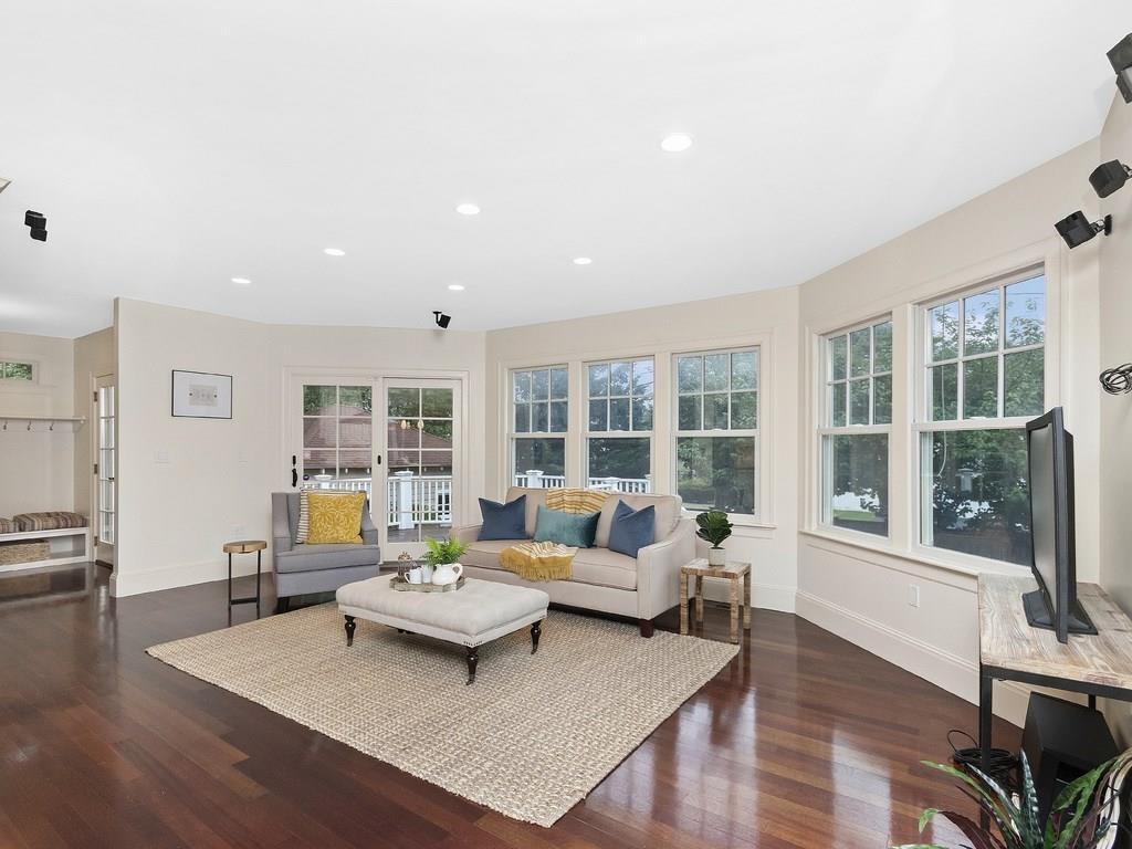 24 Windermere Road Newton, MA 02466 - Photo 7 of 25