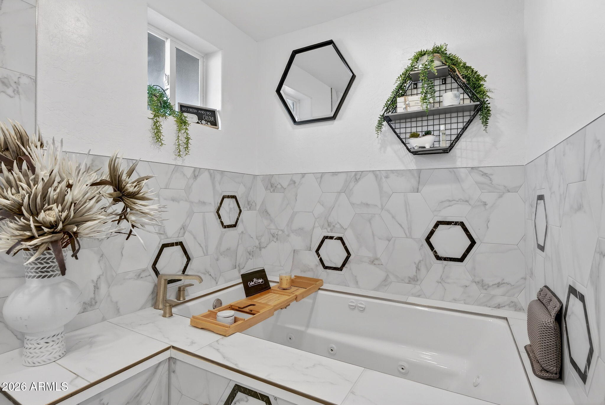 13202 West Ocotillo Road Glendale, AZ 85307 - Photo 26 of 58 a bathroom with mirror