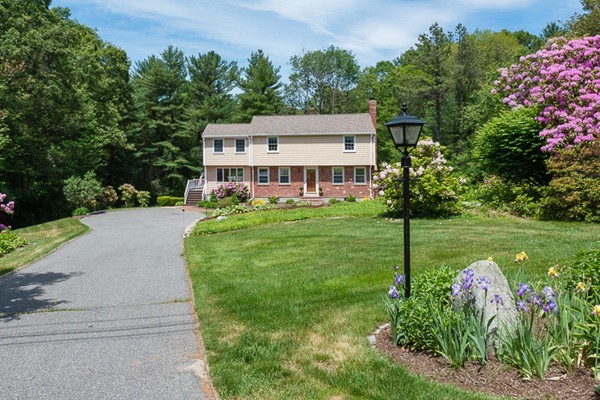 74 Bennett Hill Road Rowley, MA 01969 - Photo 2 of 26 Gallery Image 2