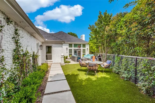 $6,500 | 7220 Lavendale Circle, Dallas, TX 75230