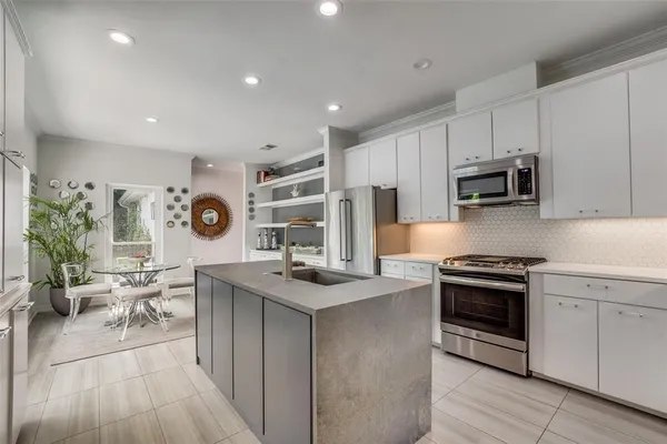 $6,500 | 7220 Lavendale Circle, Dallas, TX 75230