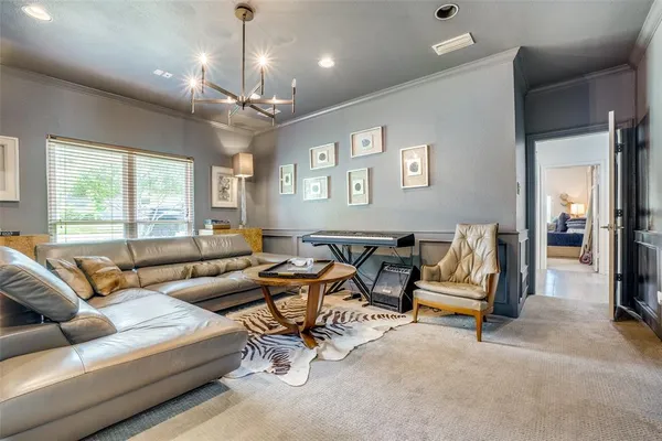 $6,500 | 7220 Lavendale Circle, Dallas, TX 75230