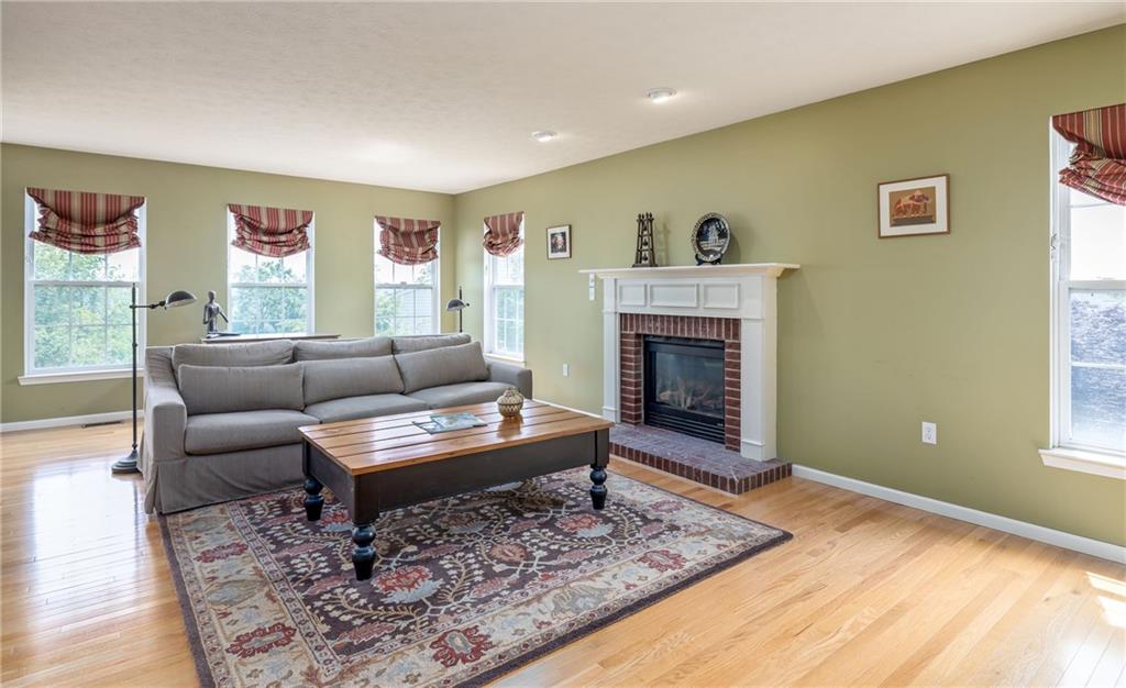 204 Buffalo Ridge Road Canonsburg, PA 15317 - Photo 14 of 25 Gallery Image 14