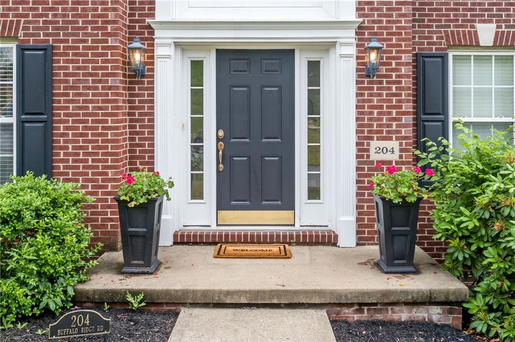 204 Buffalo Ridge Road Canonsburg, PA 15317 - Photo 2 of 25 Gallery Image 2