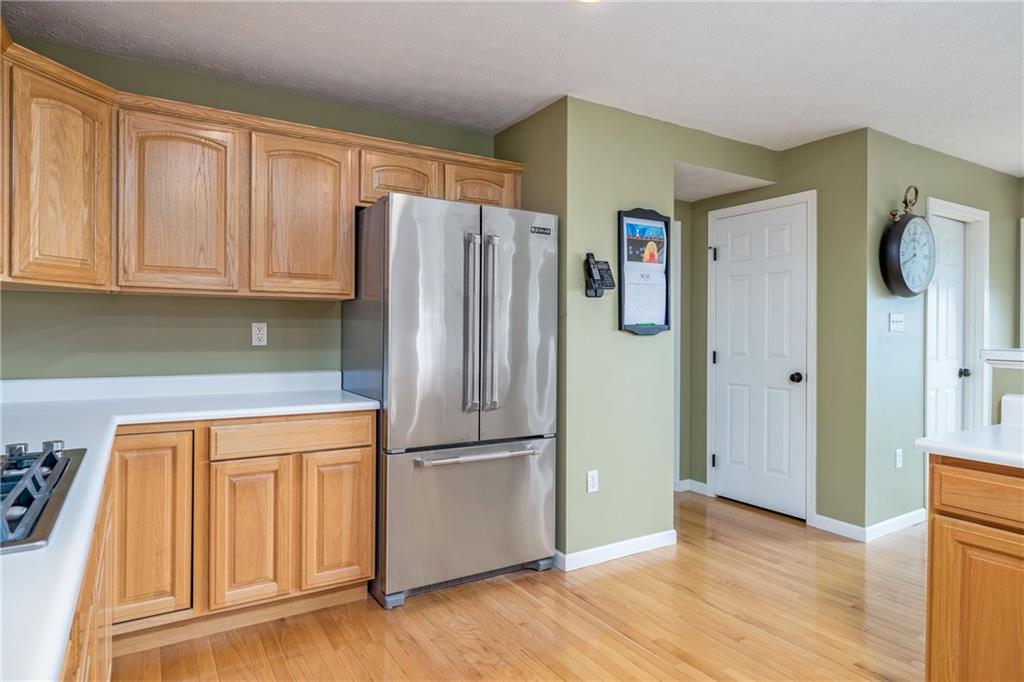 204 Buffalo Ridge Road Canonsburg, PA 15317 - Photo 9 of 25 Gallery Image 9