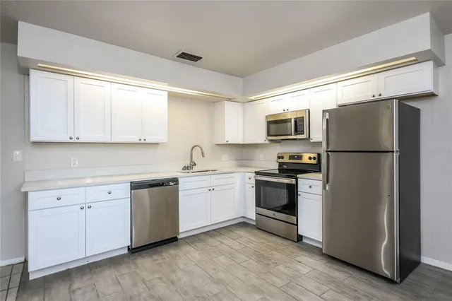 $1,980 | 104 Lighter Log Lane, Auburndale, FL 33823