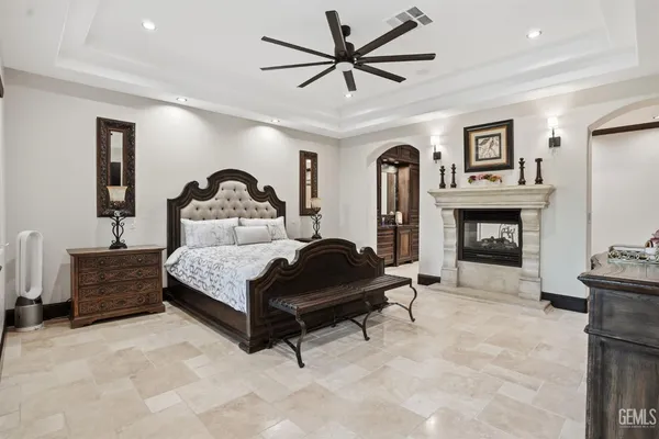 $2,500,000 | Undisclosed Address, Bakersfield, CA 93314