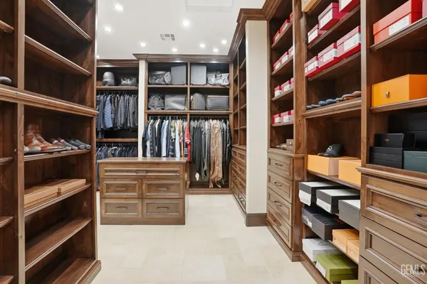 $2,500,000 | Undisclosed Address, Bakersfield, CA 93314