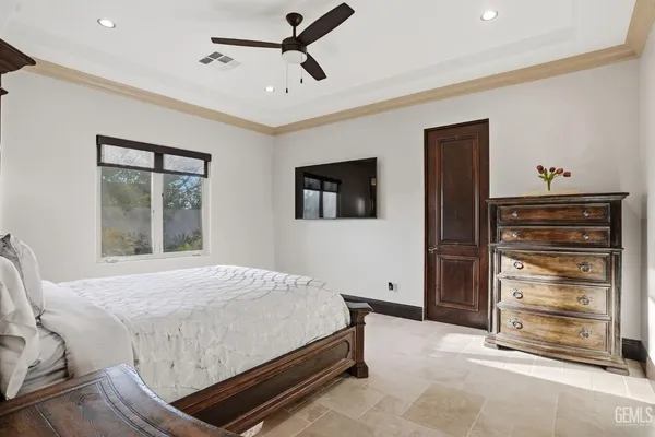 $2,500,000 | Undisclosed Address, Bakersfield, CA 93314