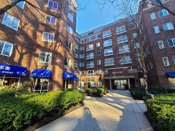 $3,800 | 950 Massachusetts Avenue, Unit 506, Cambridge, MA 02139