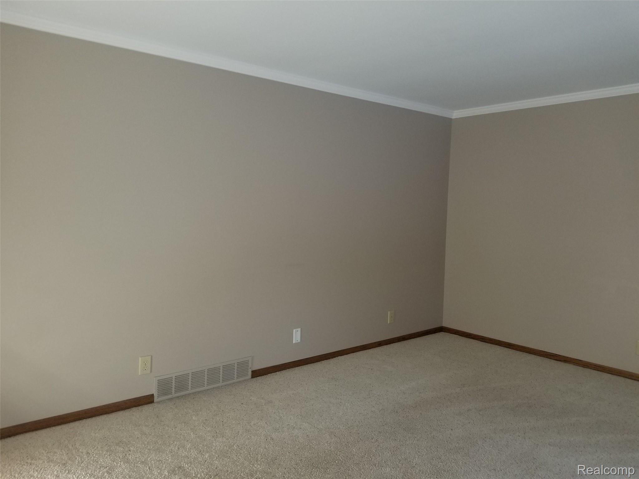 3960 West Coon Lake Road Howell, MI 48843 - Photo 11 of 40 Livingroom