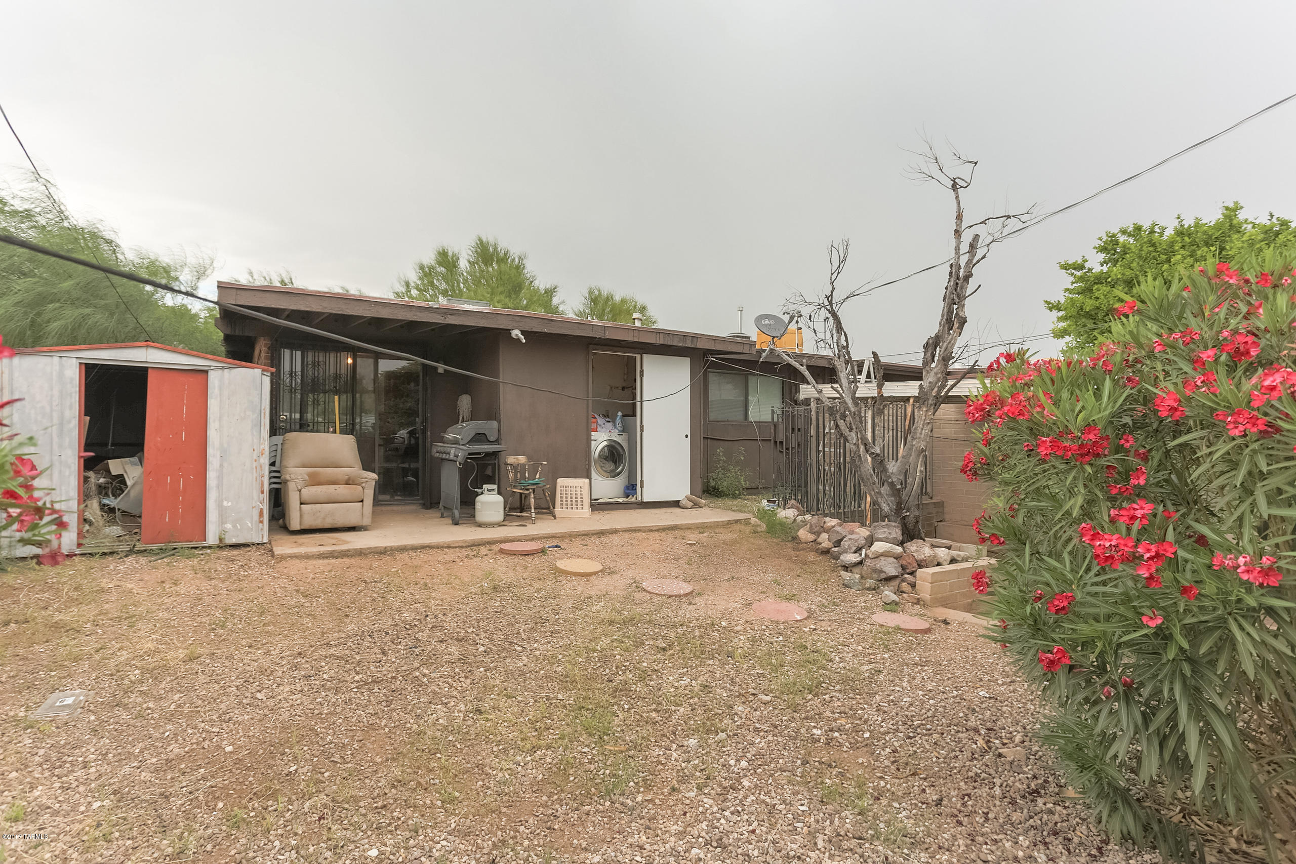 1847 West Caravelle Road Tucson, AZ 85713 - Photo 9 of 11 Gallery Image 9