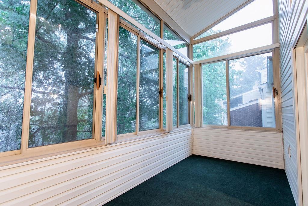 1407 Kenzie Road Pittsburgh, PA 15205 - Photo 32 of 42 Sun Room with NEW SCREENS