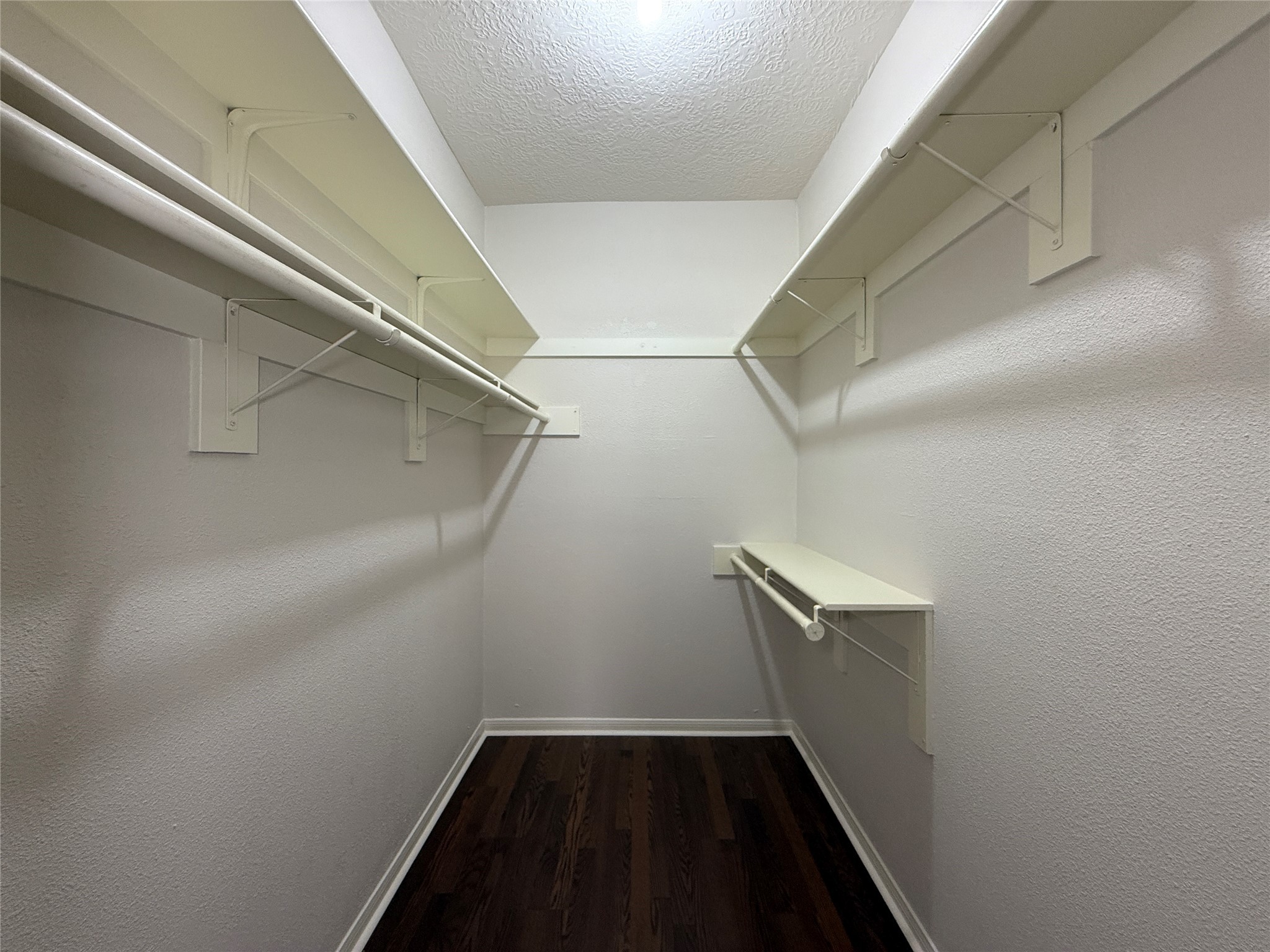 2125 Augusta Drive, Unit 83 Houston, TX 77057 - Photo 18 of 34