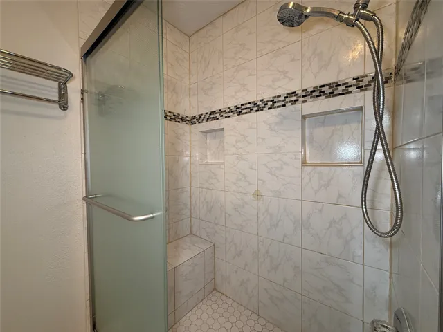 $1,700 | 2125 Augusta Drive, Unit 83, Houston, TX 77057