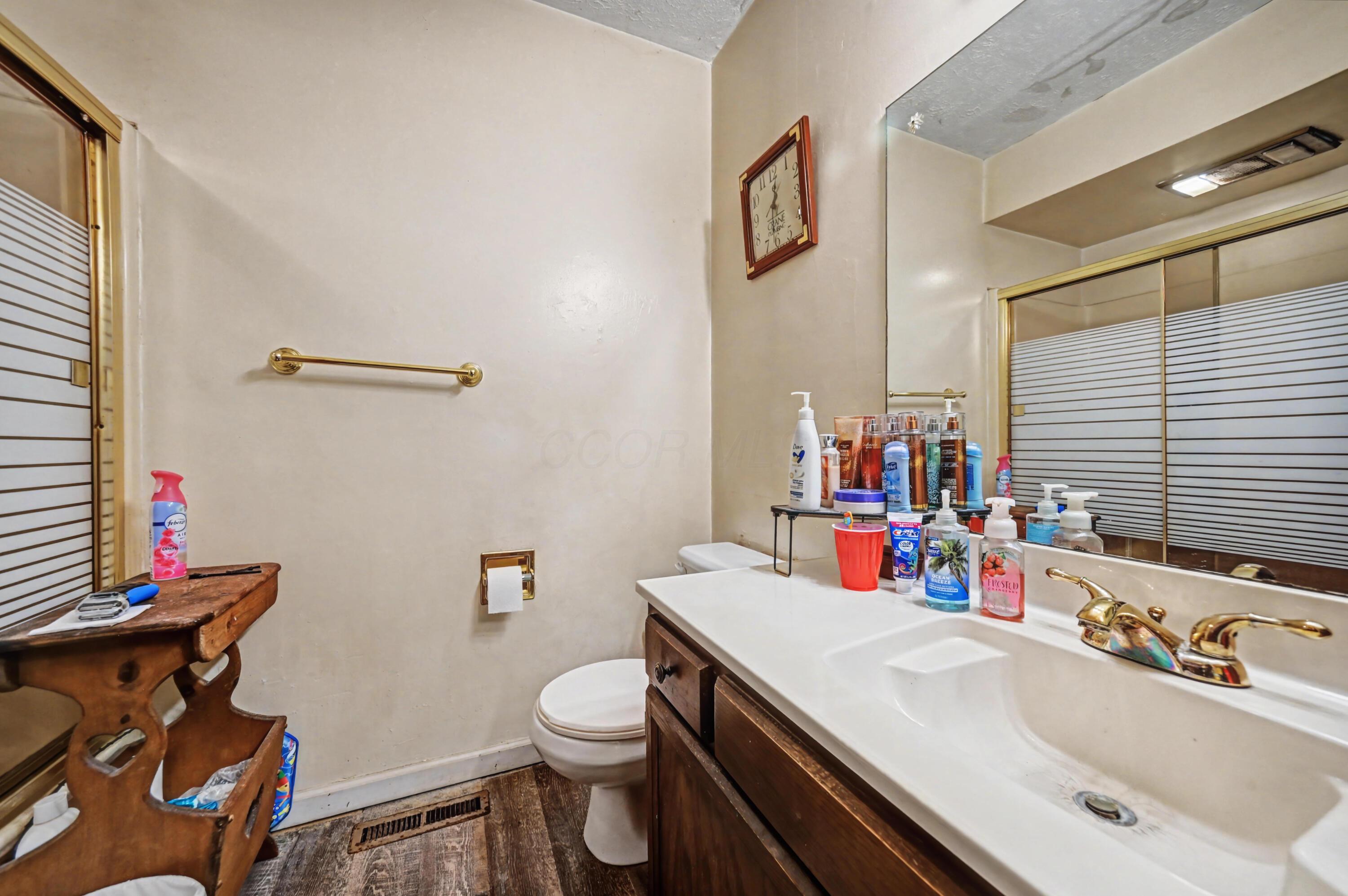 151 West Smiley Road, Unit A & B Shelby, OH 44875 - Photo 8 of 26 CAT_3500