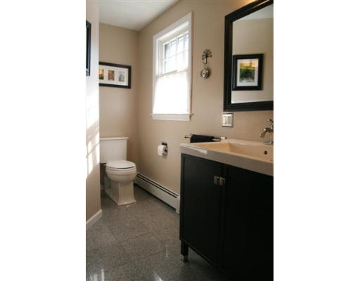 280 Captain Road Longmeadow, MA 01106 - Photo 15 of 27