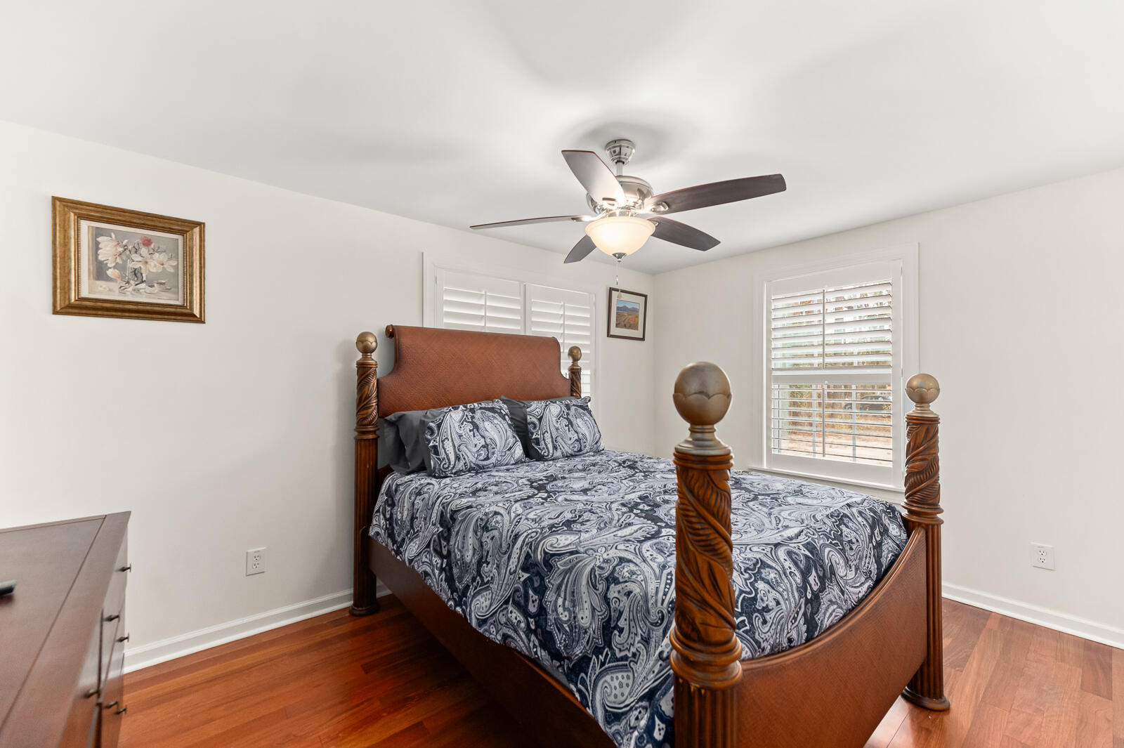 1729 North Highway 17 Mount Pleasant, SC 29464 - Photo 14 of 18 Bedroom 4