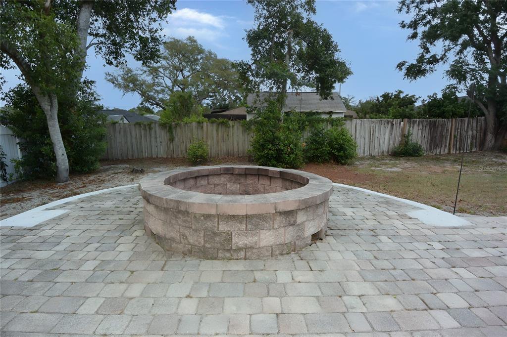 12042 Linden Drive Spring Hill, FL 34608 - Photo 35 of 41 a view of a backyard with tree s