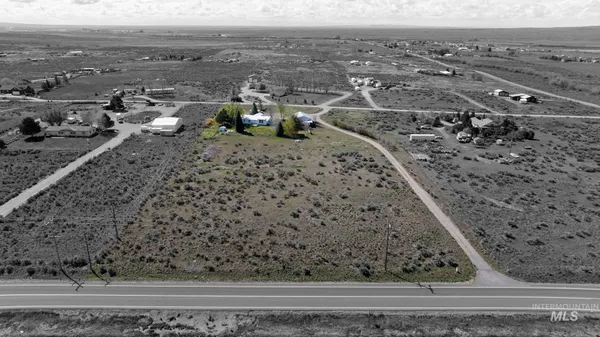 $415,000 | 218 East 10 North, Shoshone, ID 83352