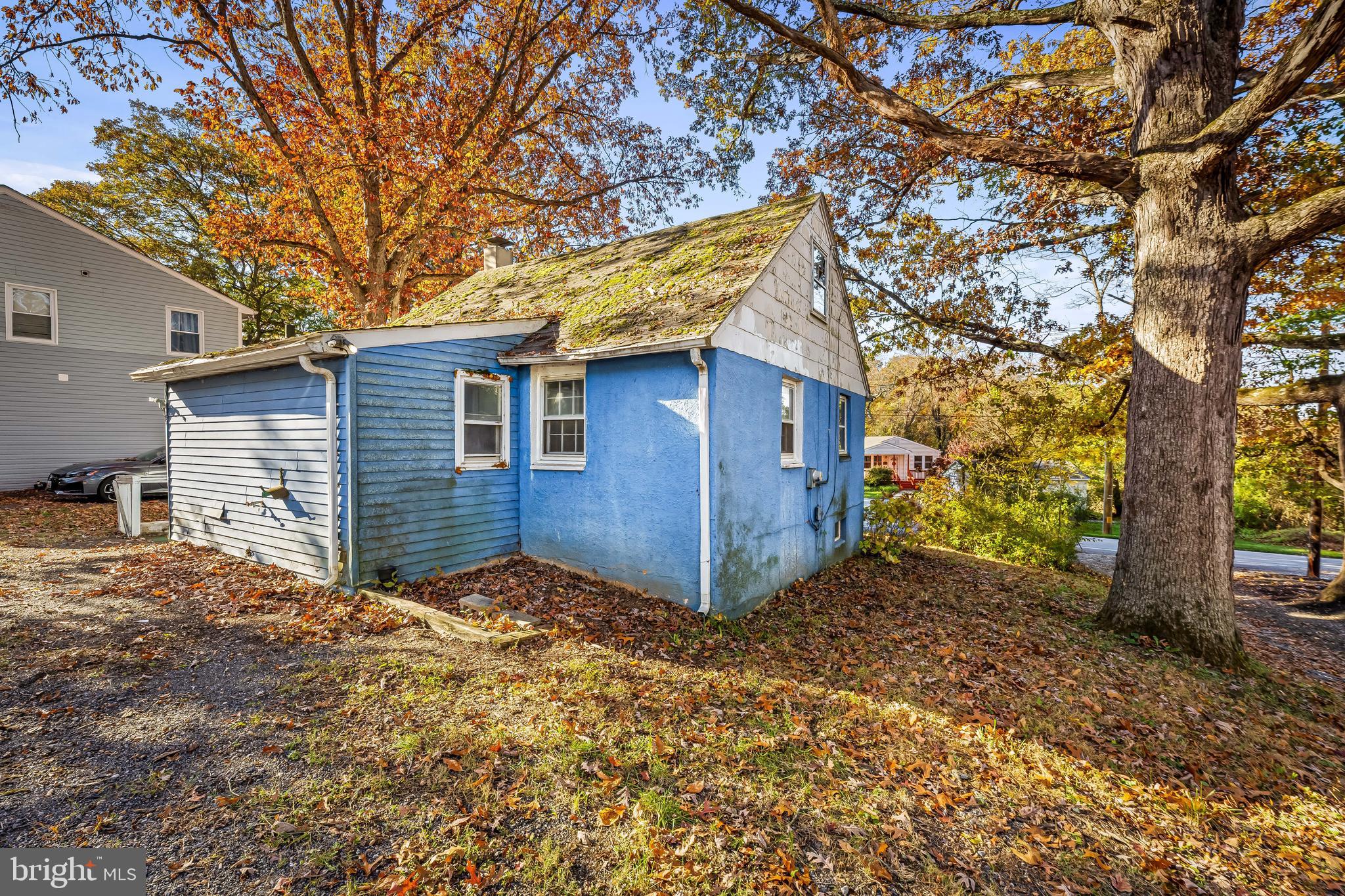 5615 Bartholow Road Sykesville, MD 21784 - Photo 3 of 29