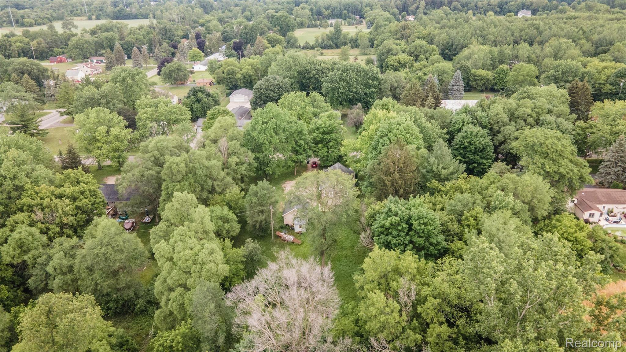 1290 Bowers Road Lapeer, MI 48446 - Photo 38 of 39 38.jpg