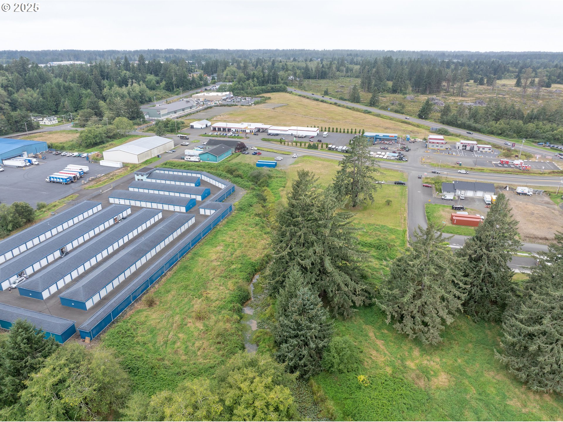10 Southeast Se Street Warrenton, OR 97146 - Photo 6 of 8 a view of a city
