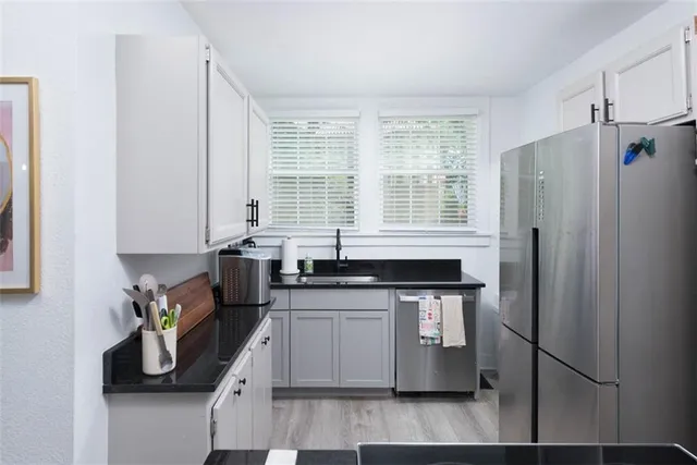 $1,950,000 | 1120-1124 Ward Parkway, Kansas City, MO 64112