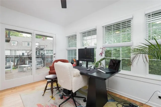 $1,950,000 | 1120-1124 Ward Parkway, Kansas City, MO 64112