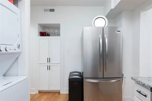 $1,950,000 | 1120-1124 Ward Parkway, Kansas City, MO 64112