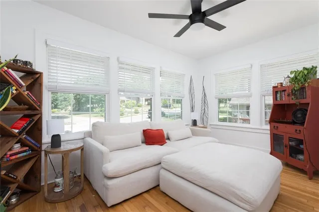 $1,950,000 | 1120-1124 Ward Parkway, Kansas City, MO 64112