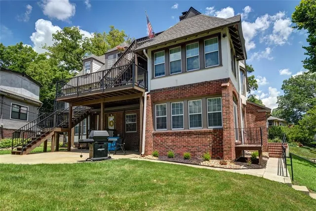 $1,950,000 | 1120-1124 Ward Parkway, Kansas City, MO 64112