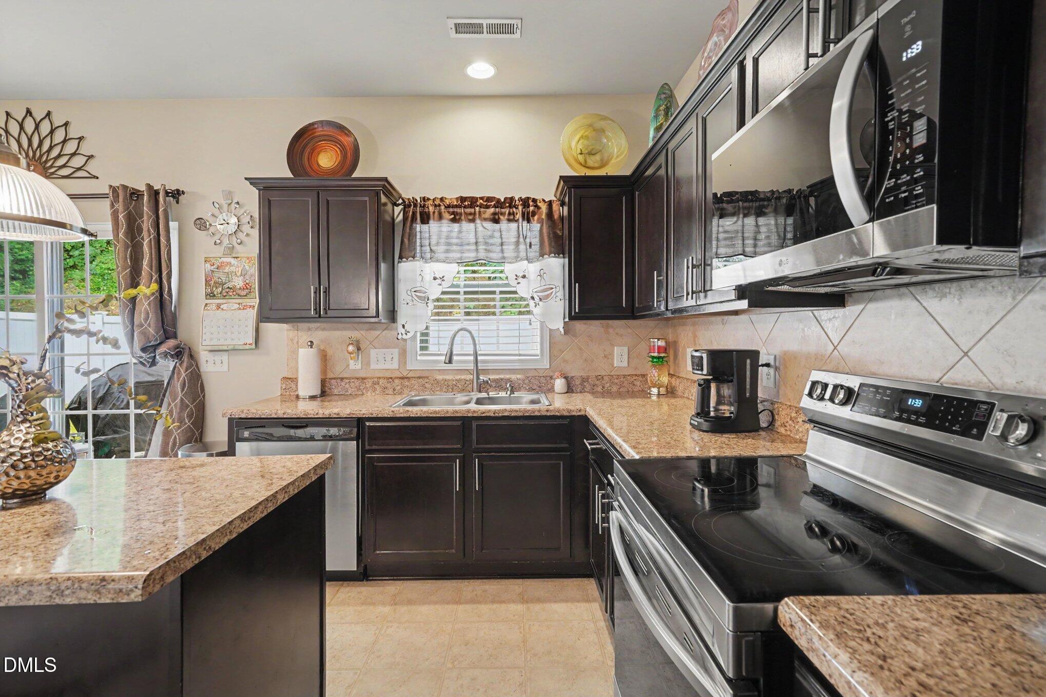 6310 Arsenal Avenue Raleigh, NC 27610 - Photo 13 of 31 014_file_2878