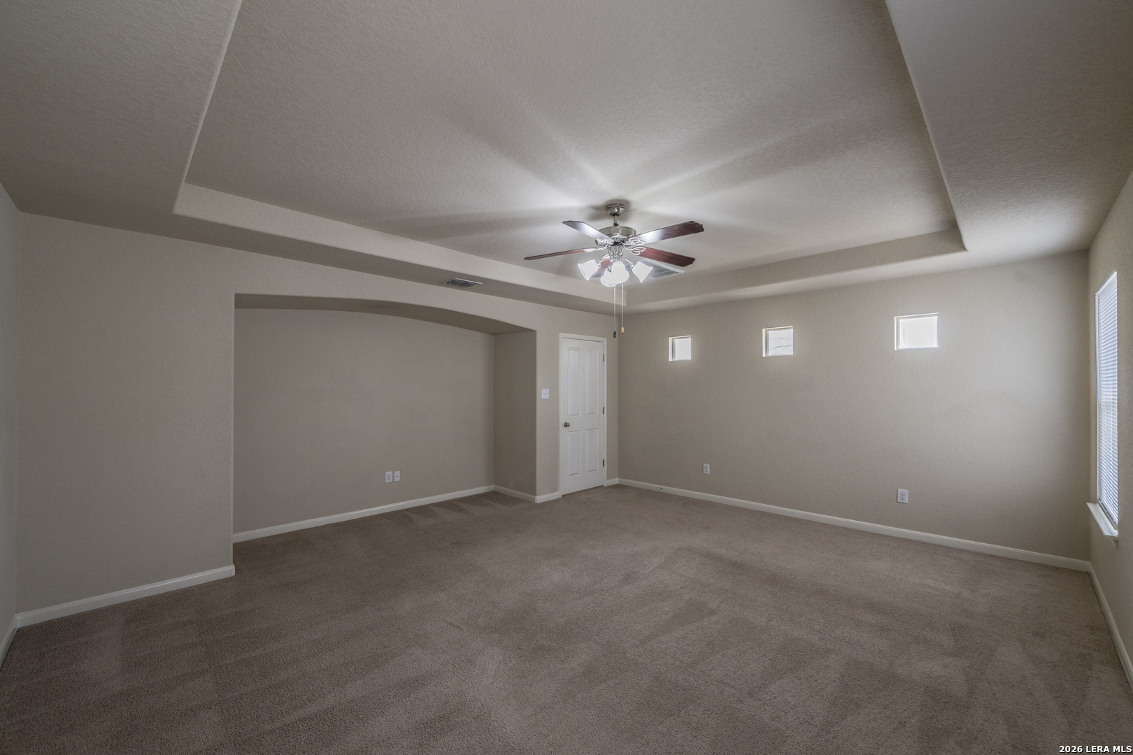 10703 Axis Crossing San Antonio, TX 78245 - Photo 8 of 16