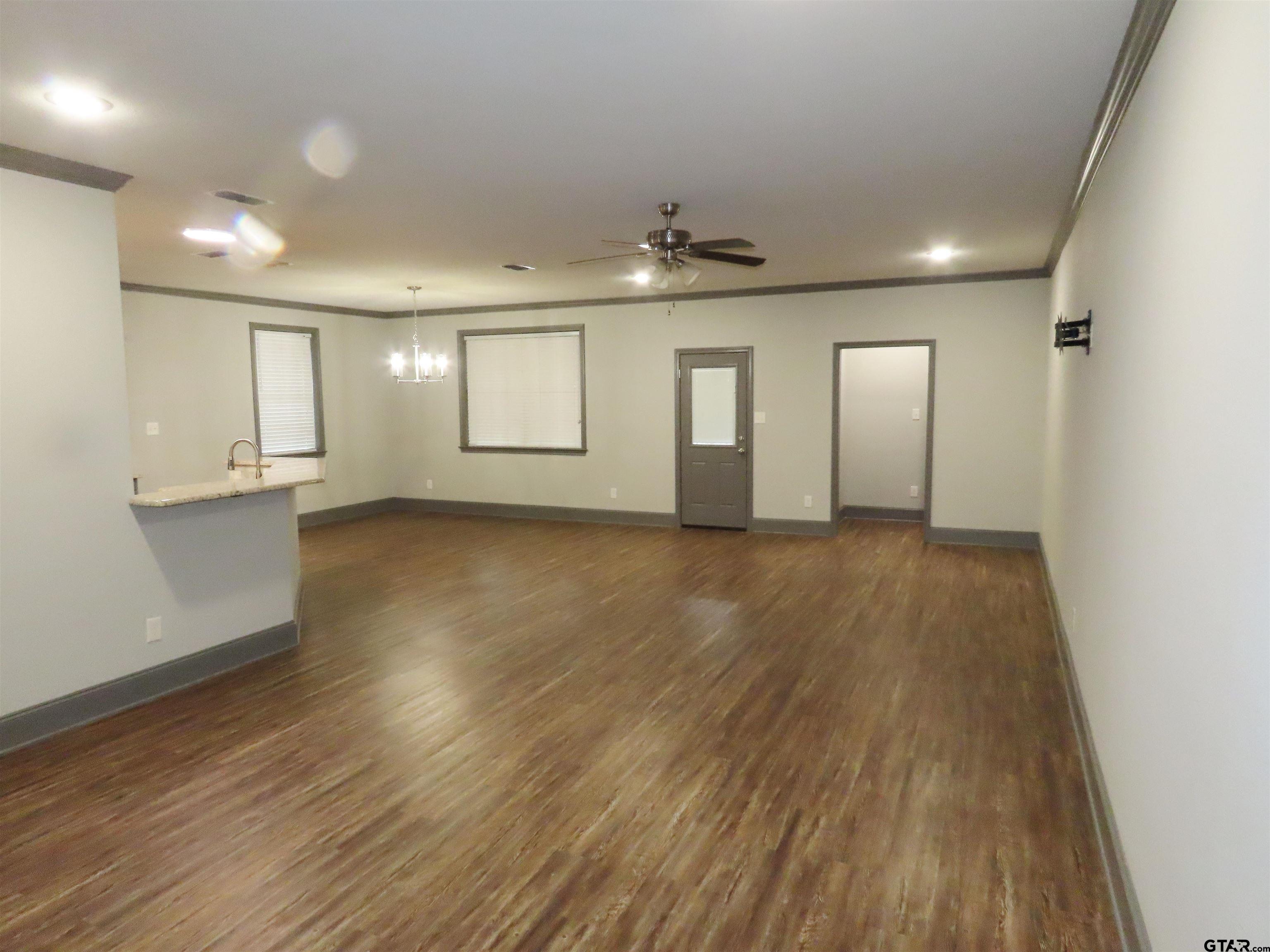 2528 Guinn Farms Road Tyler, TX 75707 - Photo 5 of 35
