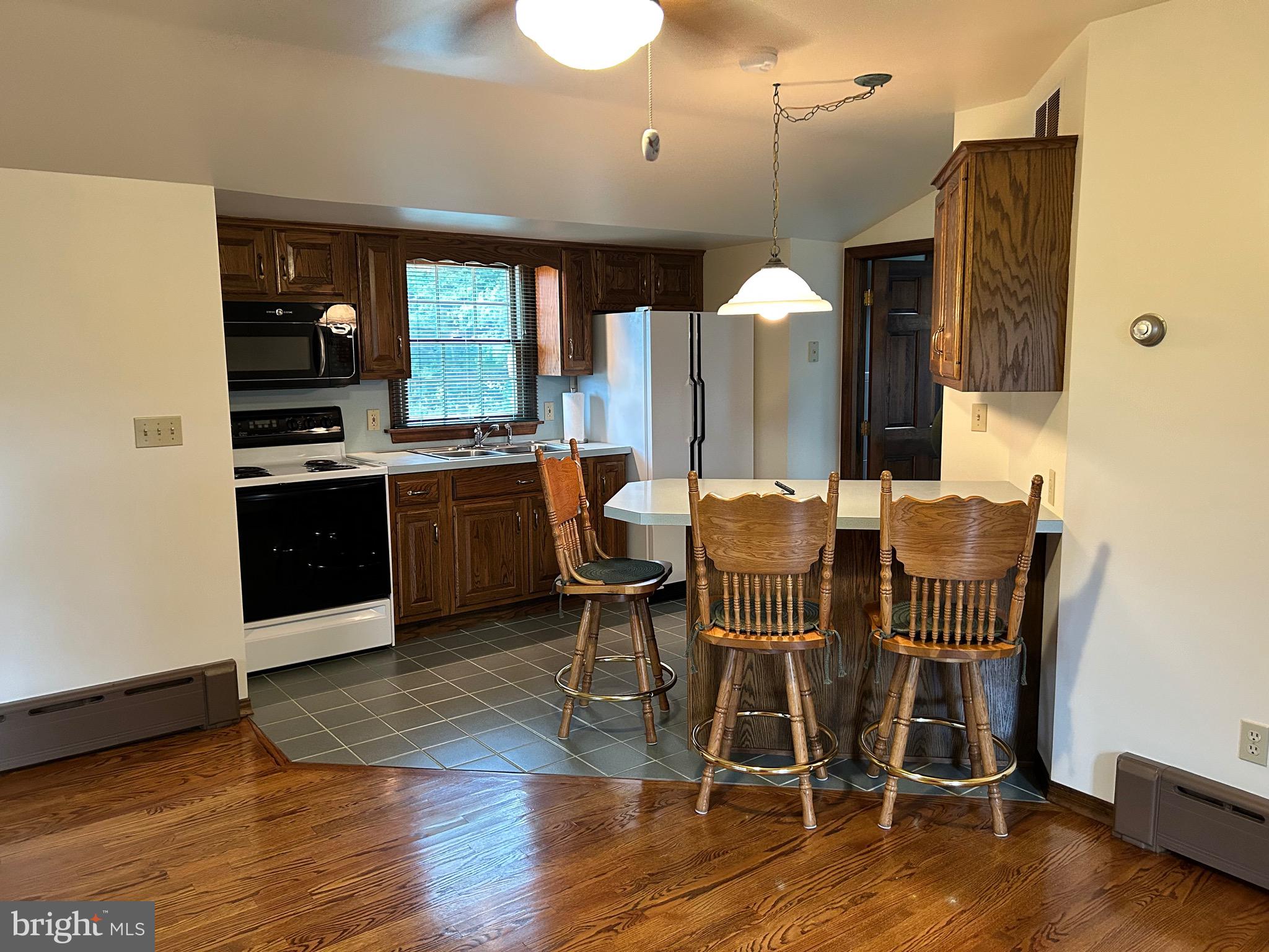 121 Berry Road Andreas, PA 18211 - Photo 15 of 31 Kitchen