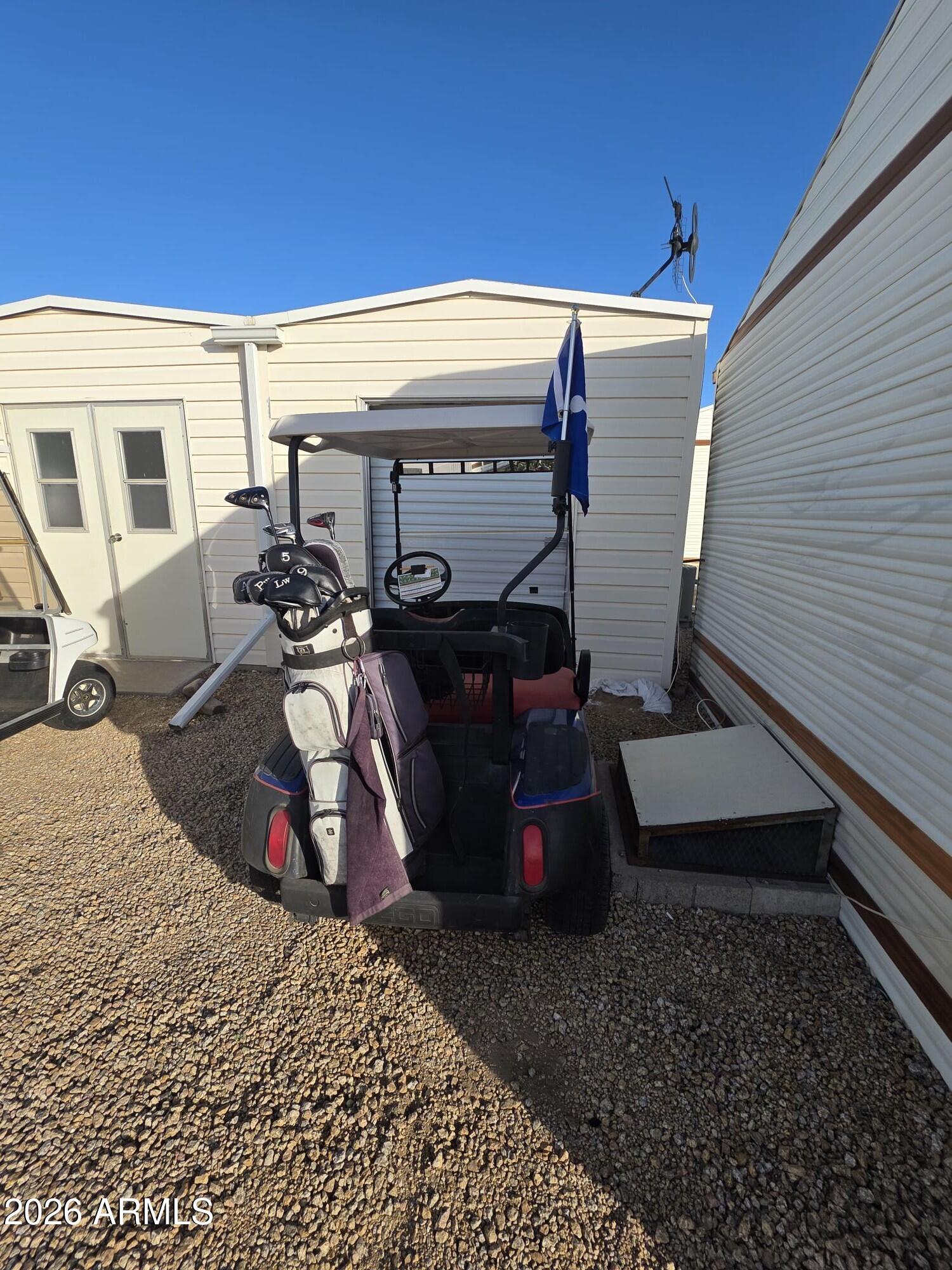 17200 West Bell Road, Unit 2169 Surprise, AZ 85374 - Photo 21 of 25 a view of a terrace with chairs