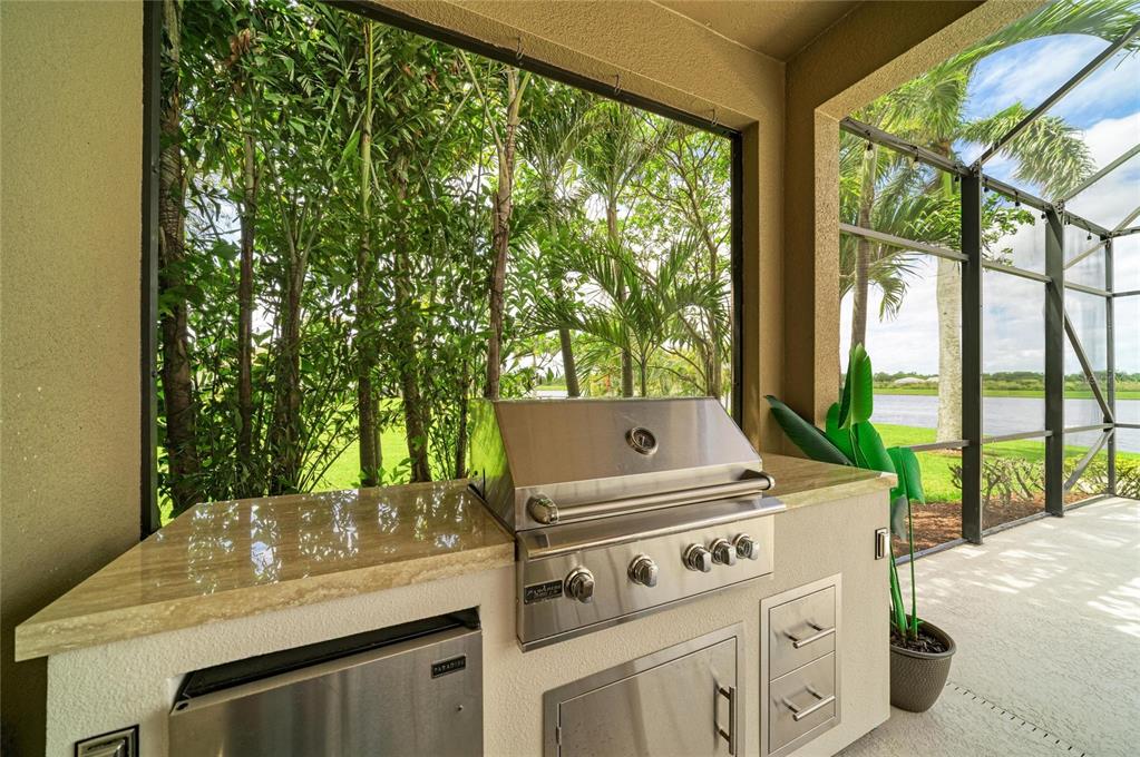 8438 Webber Road Sarasota, FL 34240 - Photo 7 of 68 Gallery Image 7