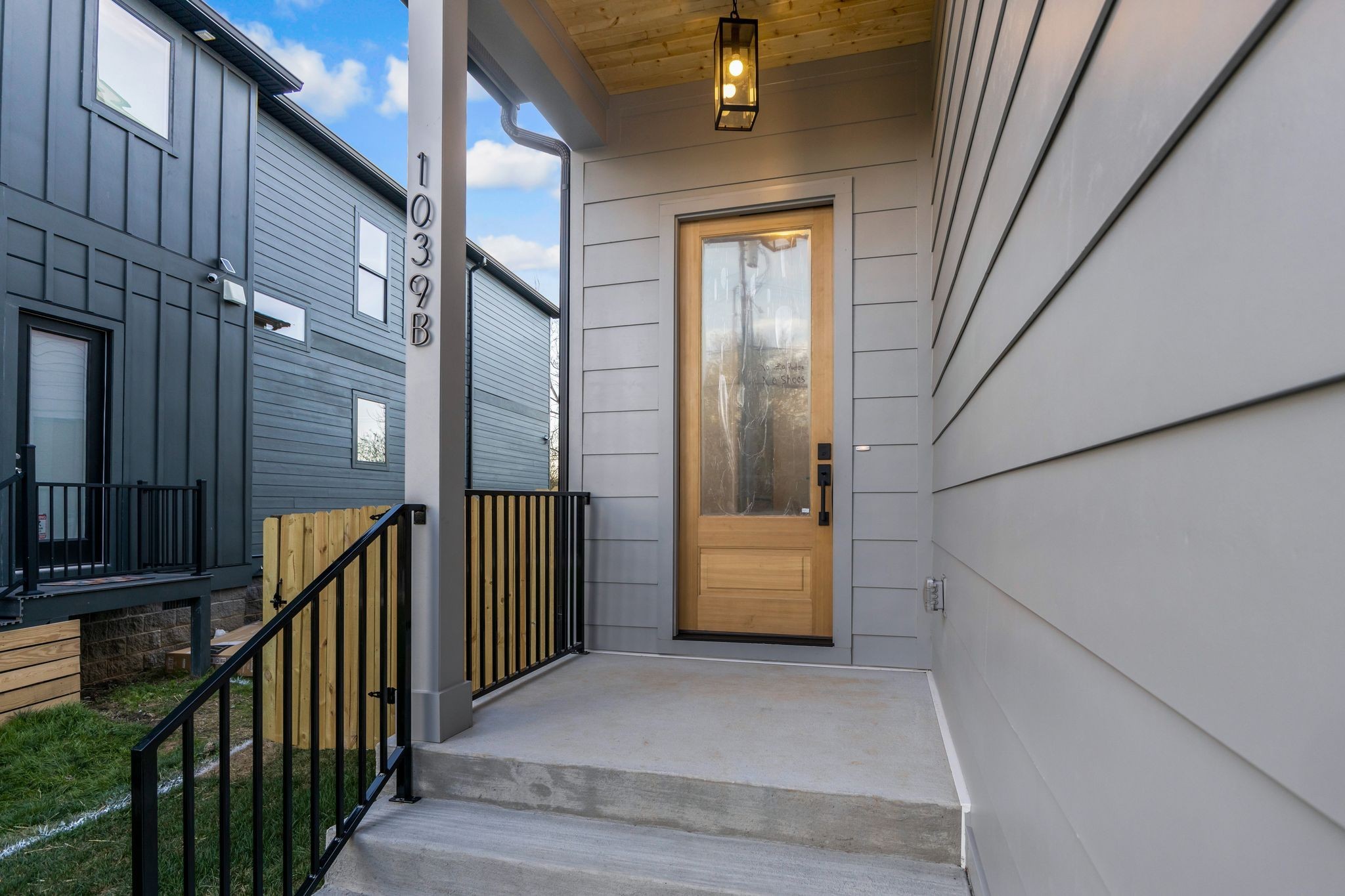 1039 Mitchell Road, Unit B Nashville, TN 37206 - Photo 3 of 46 Gallery Image 3