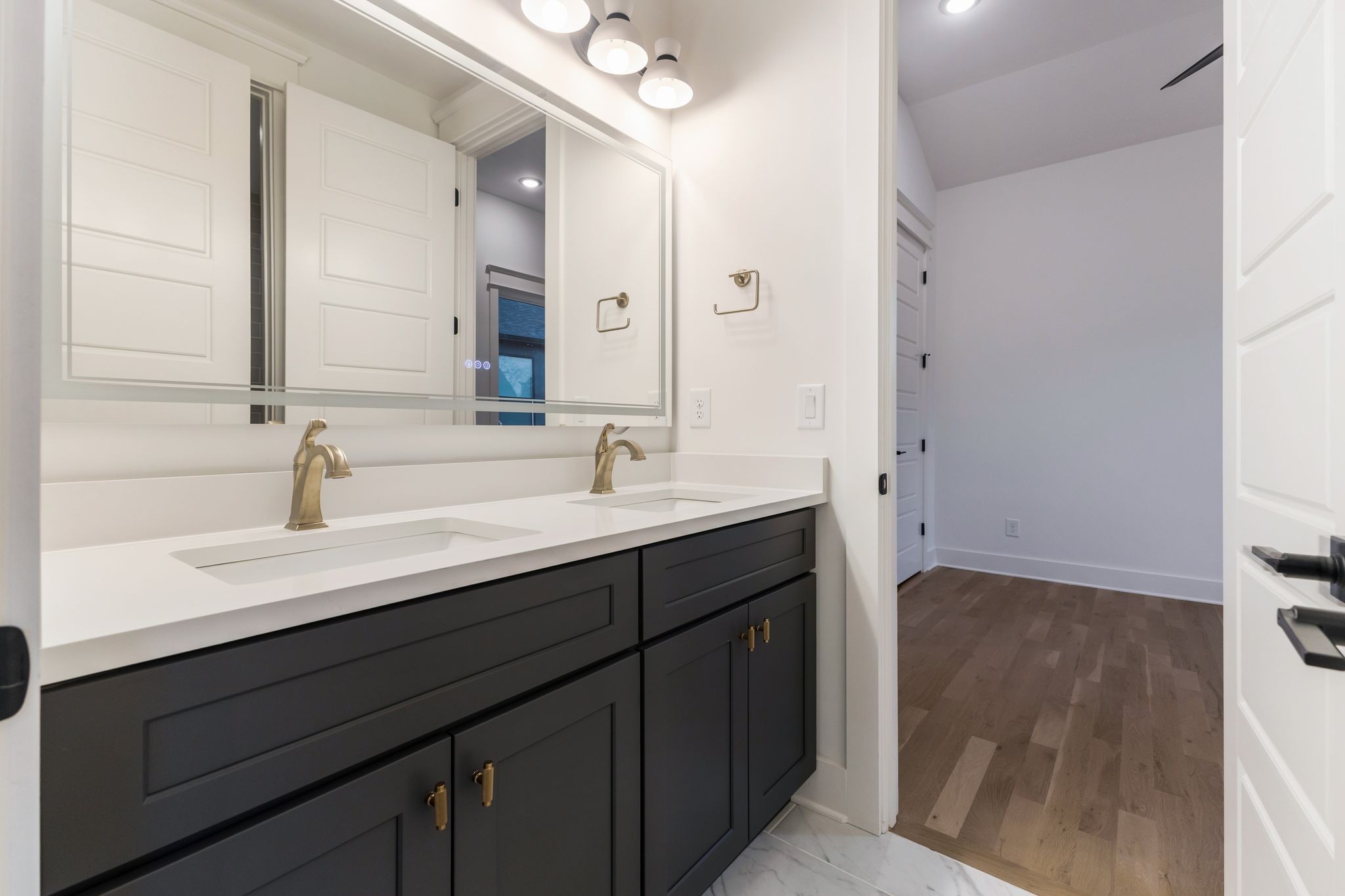 1039 Mitchell Road, Unit B Nashville, TN 37206 - Photo 35 of 46 Gallery Image 35